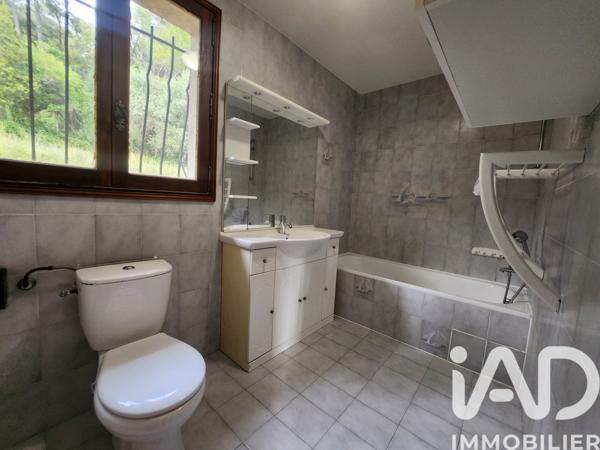 Location maison 5 pièces 103 m² Carros