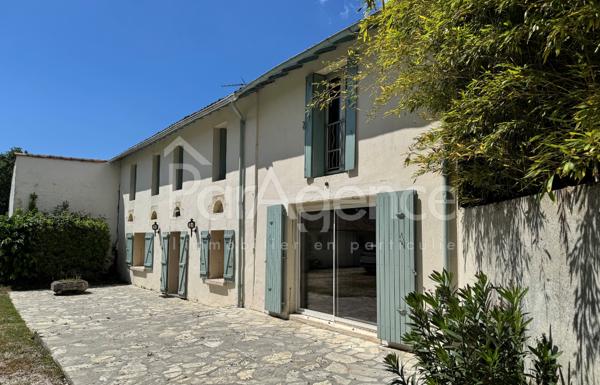 Maison 7 pièces 200 m2 dans un parc de 4168 m2