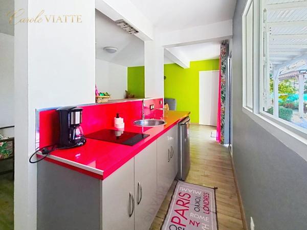 Villa et son T2 avec piscine et jardin paysagé à vendre à SAINT-FRANCOIS  (971)