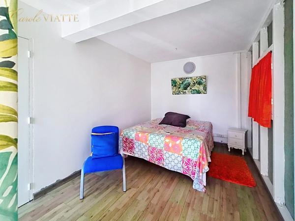 Villa et son T2 avec piscine et jardin paysagé à vendre à SAINT-FRANCOIS  (971)