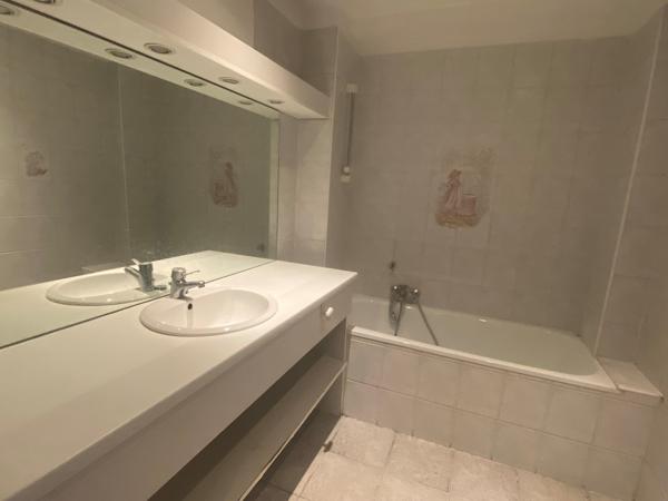 Appartement - 5 pièce(s) - 107 m2