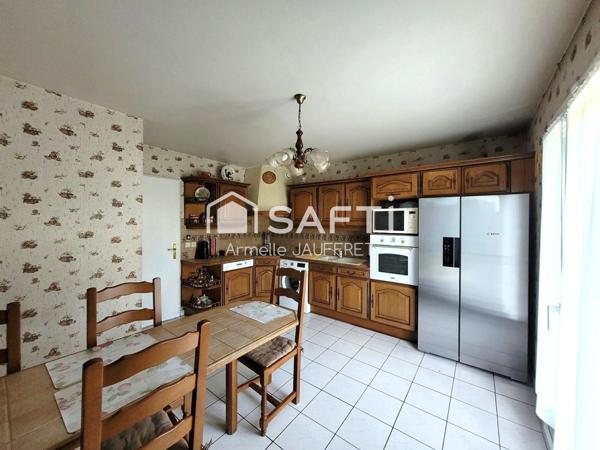 Maison Kaufmann & Broad proximité gare et écoles.