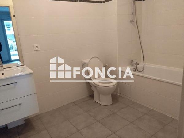 Location Appartement 2 pièces 38.85 m² - 284 AVENUE MICHEL JOURDAN Cannes 06150