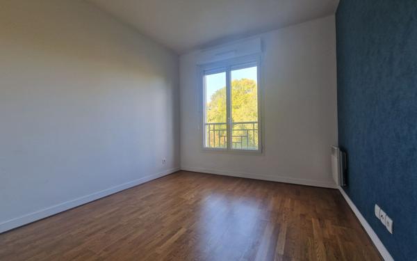 Appartement à vendre    3 pièces • 60 m2 Montévrain