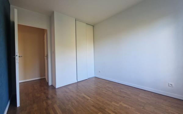 Appartement à vendre    3 pièces • 60 m2 Montévrain
