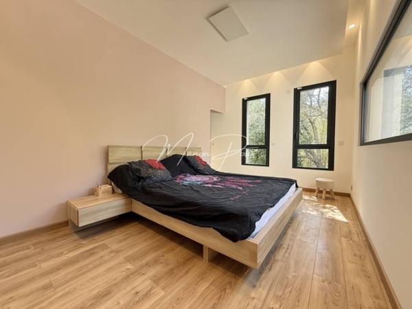Maison à vendre 6 pièces de 203 m²