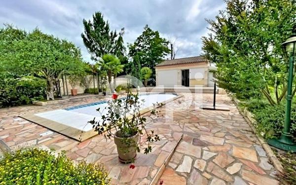 Maison à vendre    5 pièces •  Marsac-sur-l'Isle