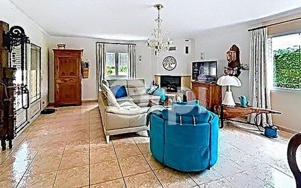 Maison à vendre    5 pièces •  Marsac-sur-l'Isle