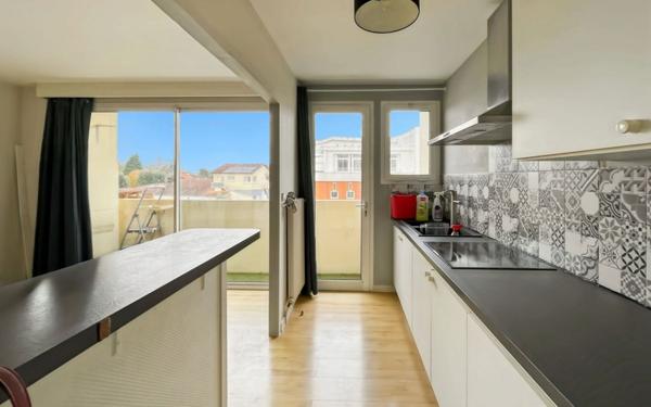 Appartement à louer    3 pièces •  Mont-de-Marsan