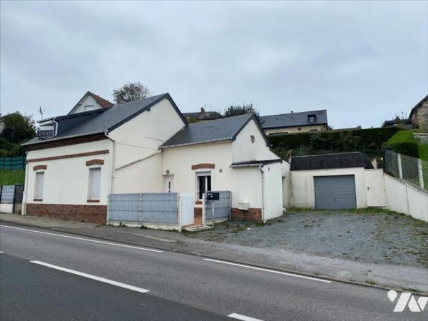 SAINT LEONARD, Ensemble de 2 logements avec jardin et garage