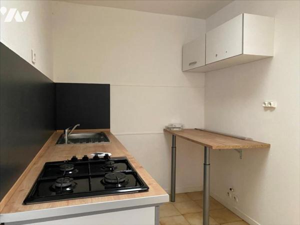 SAINT LEONARD, Ensemble de 2 logements avec jardin et garage