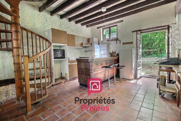 AUTHENTIQUE LONGERE GATINAISE de 170 m2 AVEC GRANGE de 170 m2 aménagée, PISCINE INTERIEURE, DEPENDANCES, TERRAIN de plus d'1 Hectare - À 1h30 de PARIS