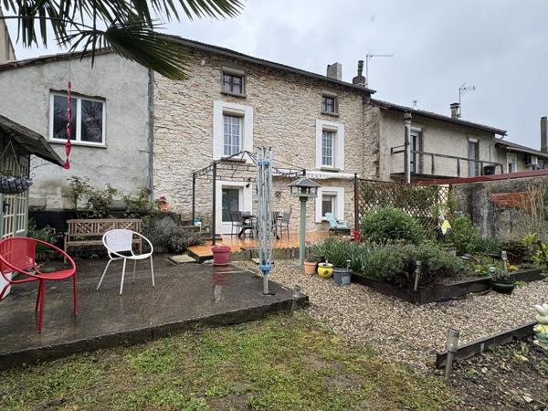 Vente Maison 6 pièces 155 m2 à L'Aiguillon