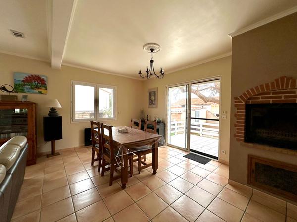 Maison Rivesaltes 98m2+ 2 pièces annexes