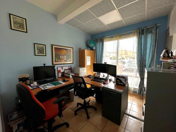 Maison Rivesaltes 98m2+ 2 pièces annexes