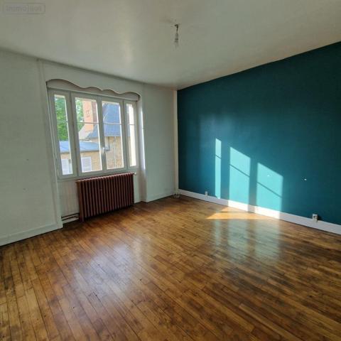 Maison de ville à vendre à Saint-Pierre-des-Nids en Mayenne (53370), ref : 12725/753   
mairie