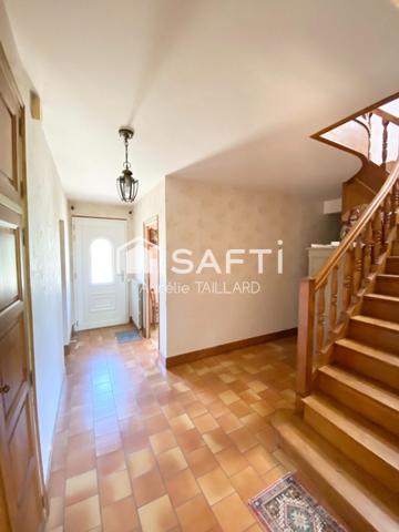 Beaugency - Maison familiale - 5 chambres -Terrain de 1 254 m²