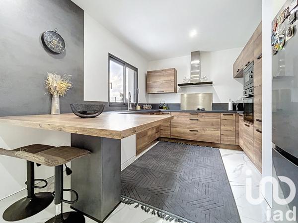 Maison à vendre 5 pièces 140 m² Corneilhan