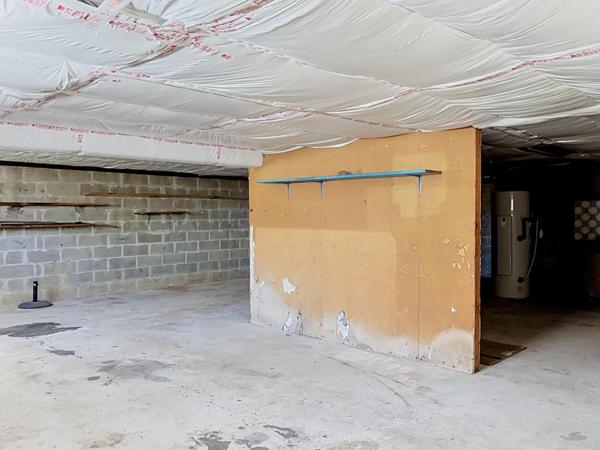 Maison sur sous sol avec vie de plain pied