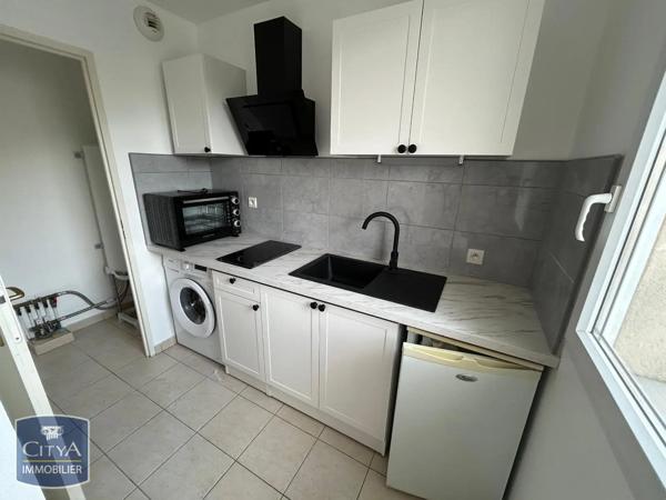 Appartement à louer 2 pièces 48.25m² Saint-André-les-Vergers (10120)