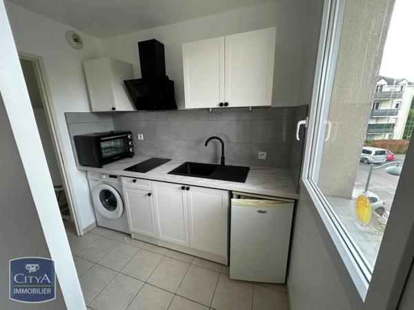 Appartement à louer 2 pièces 48.25m² Saint-André-les-Vergers (10120)