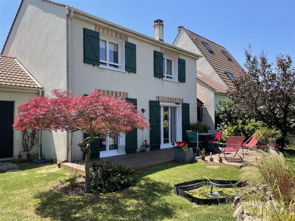 Maison Pontault Combault 5 pièce(s) 93 m2