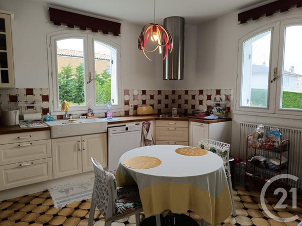 Maison à vendre  5 pièces - 119,84 m2 LA ROCHE CHALAIS - 24