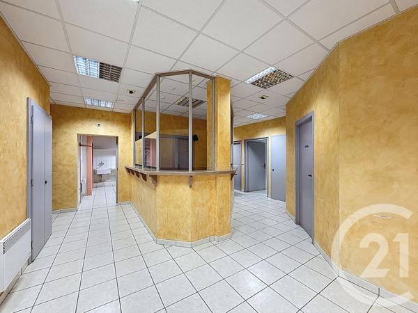 Appartement Local à vendre  8 pièces - 143,79 m2 TANINGES - 74
