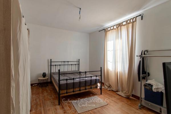 Maison avec dépendances et grand terrain proche SEES (61)