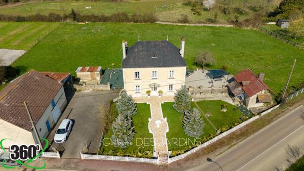 Maison avec dépendances et grand terrain proche SEES (61)