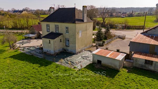 Maison avec dépendances et grand terrain proche SEES (61)