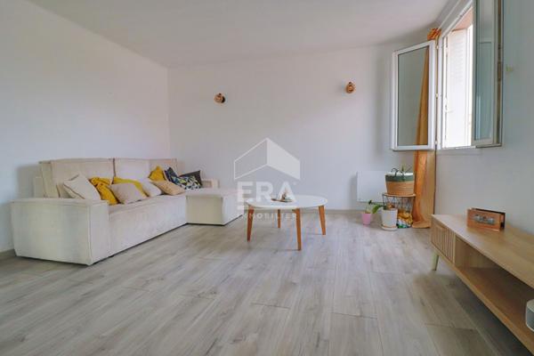 LOCATION MEUBLE - Appartement Marseille 3 pièces - Dernier étage -  Zéro travaux - Triple exposition