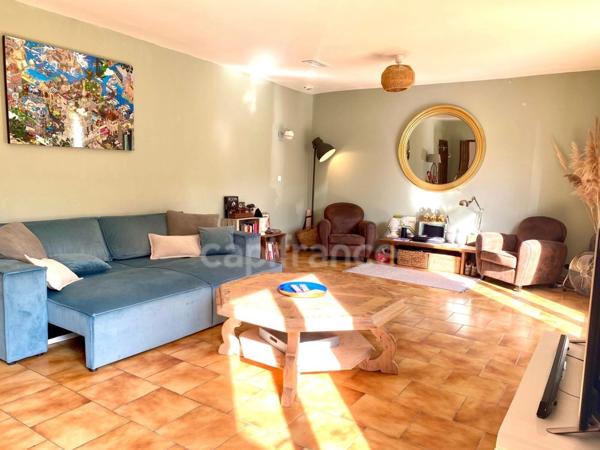 Maison individuelle 155m2. Jardin arboré de 2000m2