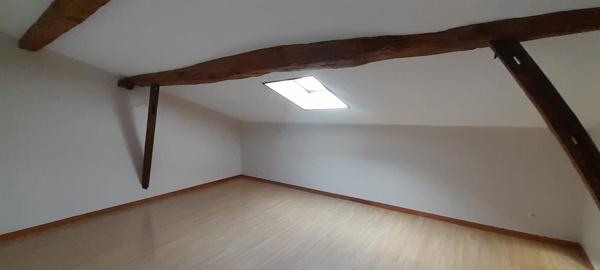 Cologne (32430) Maison de Village 115m² - 4 Chambres– Cour - Proche Commodités