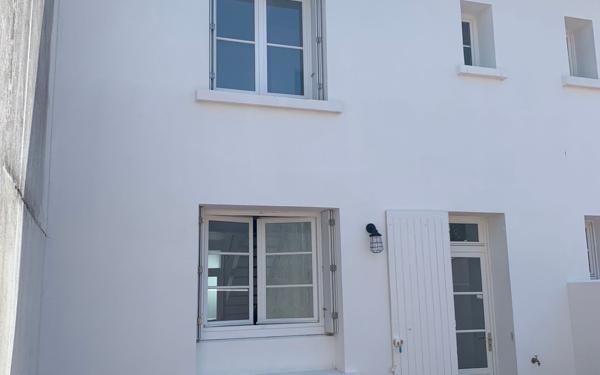 Maison à vendre    3 pièces •  La Rochelle