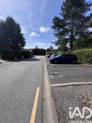 Parking à vendre 12 m² Le Mesnil-Saint-Denis