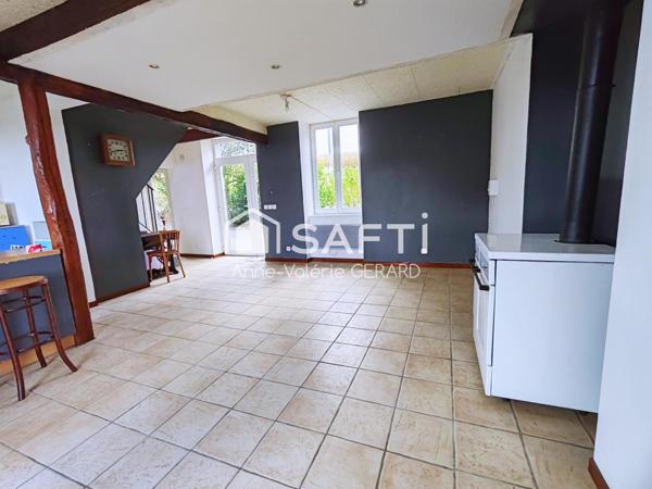 Maison en pierre – 3 chbs – 5 096 m² de terrain