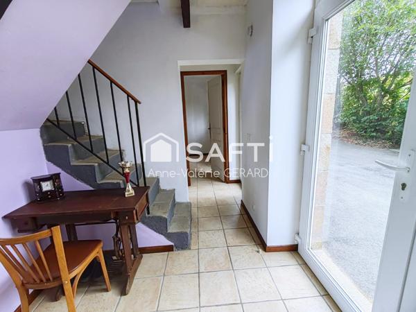 Maison en pierre – 3 chbs – 5 096 m² de terrain