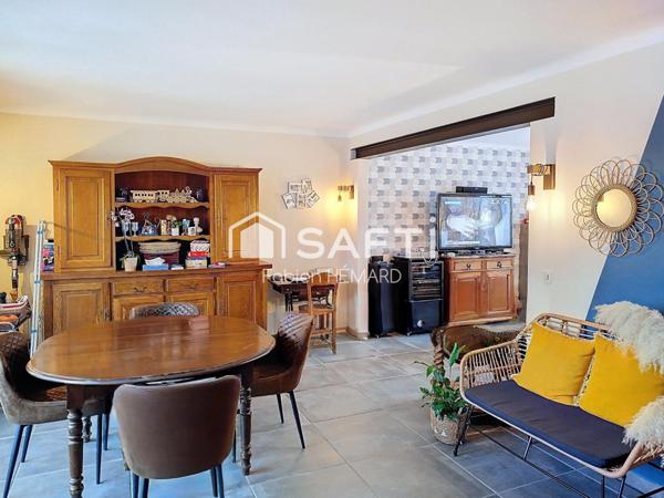 PAVILLON RENOVE AU SEIN D'UN AGREABLE VILLAGE