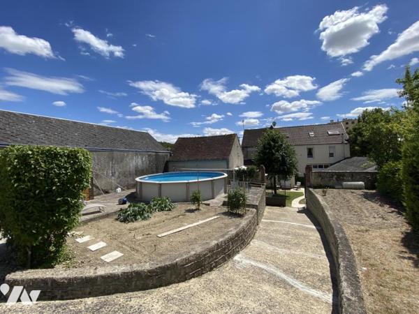 Immeuble de caractère en monopropriété – Deux logements – Dépendances – Terrain de 1 509 m² 