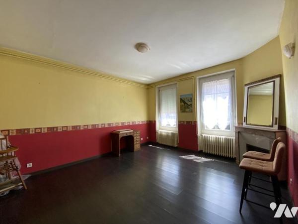 Immeuble de caractère en monopropriété – Deux logements – Dépendances – Terrain de 1 509 m² 