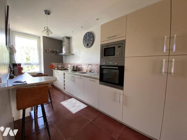 Immeuble de caractère en monopropriété – Deux logements – Dépendances – Terrain de 1 509 m² 