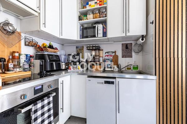 75015 Paris | Convention | 2 pièces 54 m² | Balcon Ouest | Cave | Parking possible