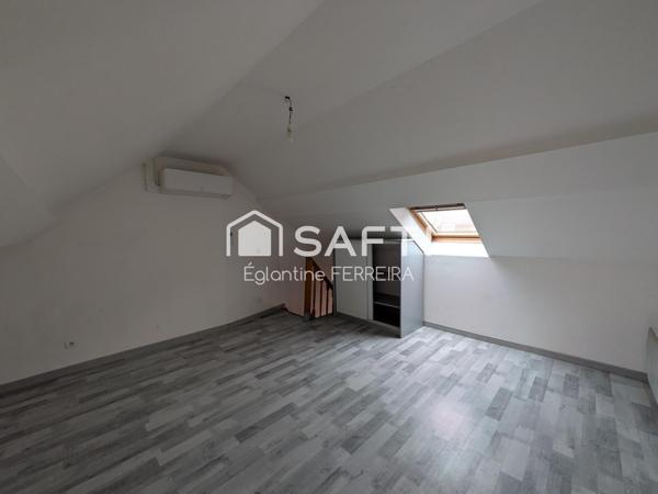 ISSOUDUN, MAISON DE VILLE T2 DE 65M² AVEC STATIONNEMENTS PRIVATIFS