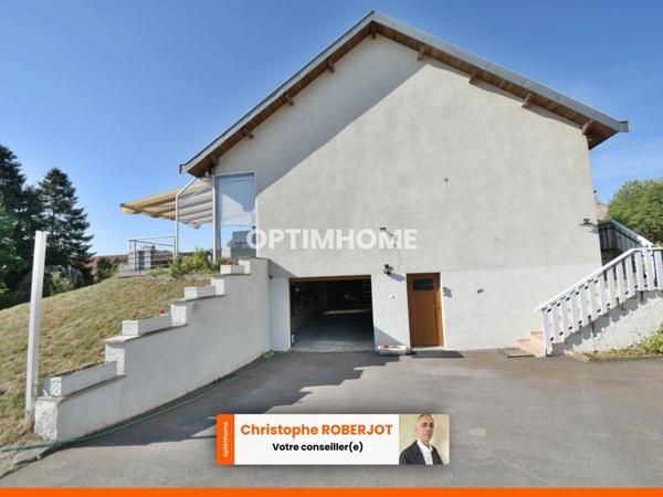 Belle maison de 320m2 au sol sur 1700m2 de terrain clos et piscinable aux portes de Chalon sur Saône