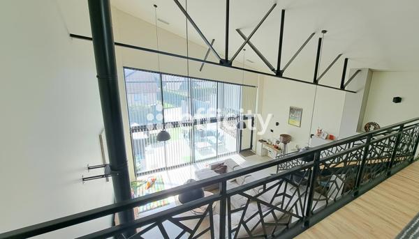 Loft 5 pièces - 176 m²