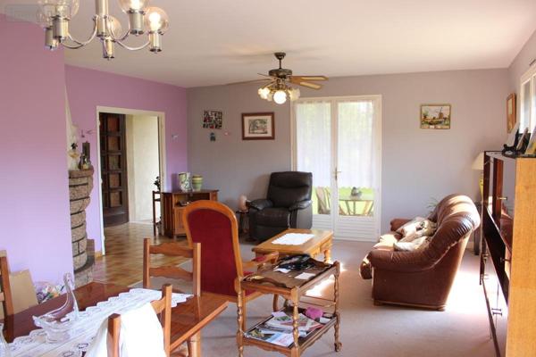 Maison à vendre à Pont-du-Château dans le Puy-de-Dôme (63430), ref : 63022-6