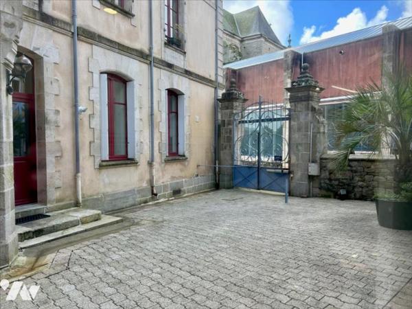 A VENDRE QUIMPER IMMEUBLE MIXTE COMMERCE & HABITATION