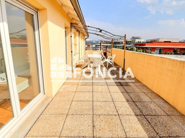 À vendre Appartement 4 pièces 93.98 m² - Lyon 69009