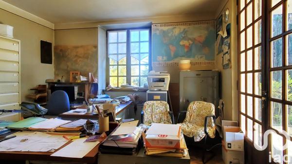 Maison 8 pièces de 190 m² à Neuvic (19160)